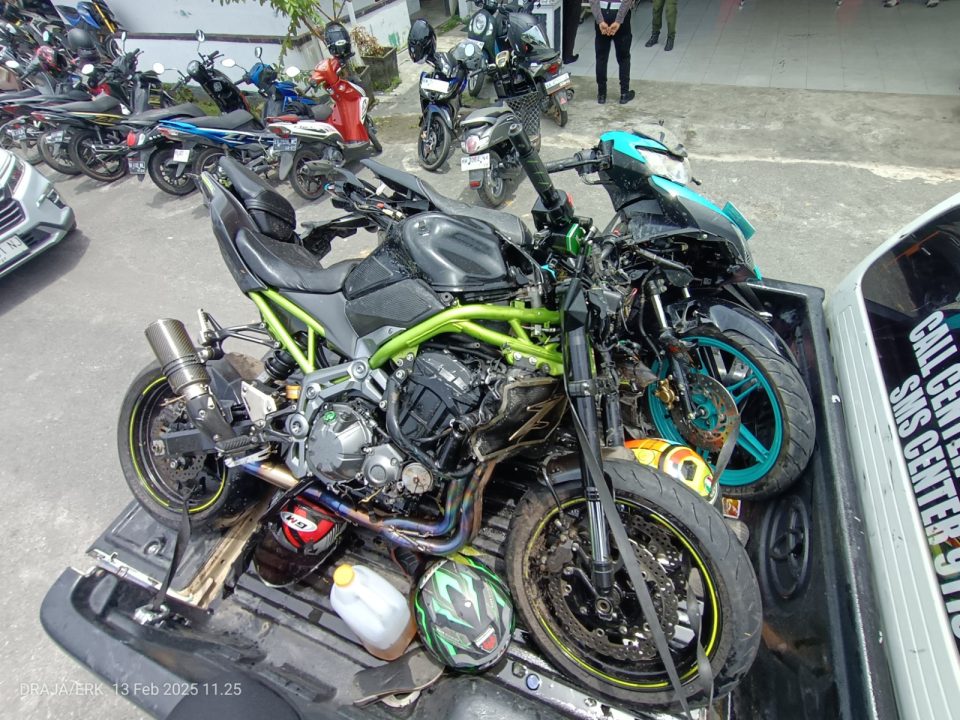 adu kuat